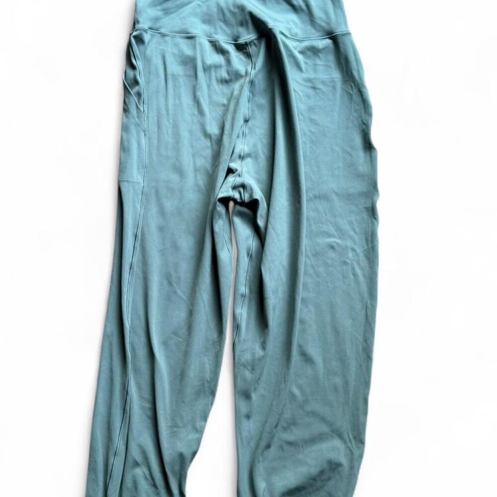 Aerie Women's Green and Khaki Joggers-tracksuits